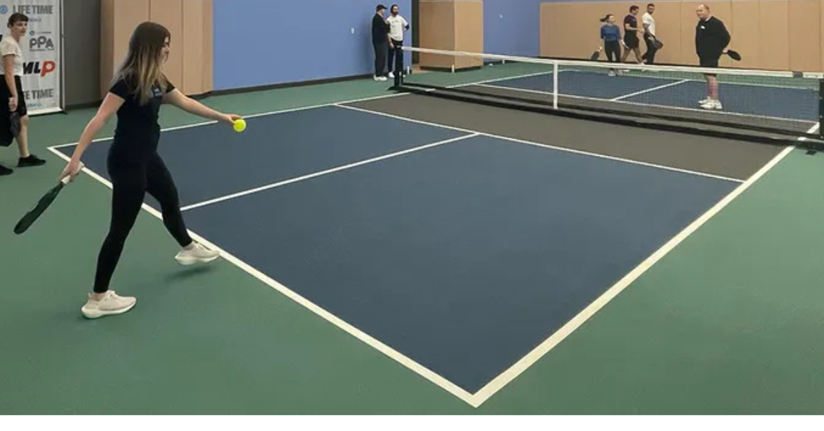 Academy Sports Center pickleball courts