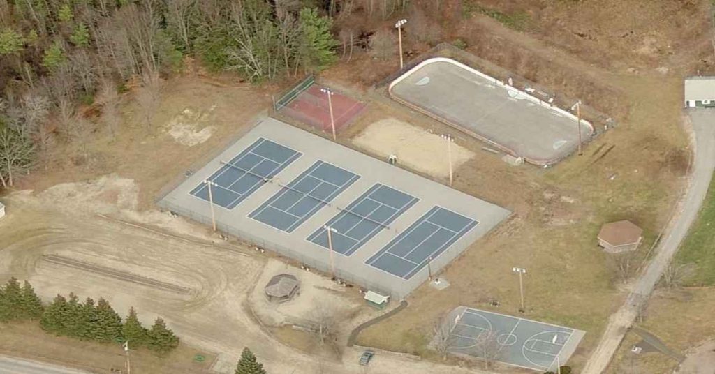 Adams Playground - tennis courts