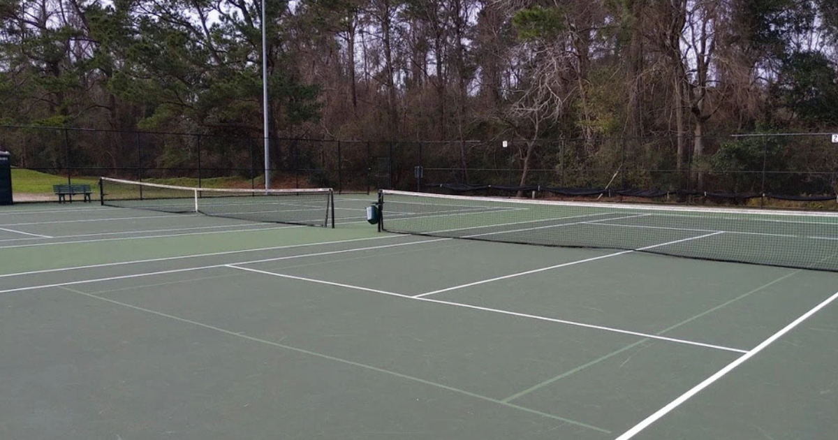 Alan Flemming Tennis Complex courts