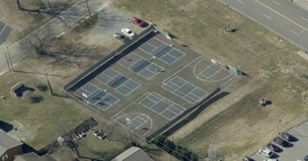 Bassel Courts