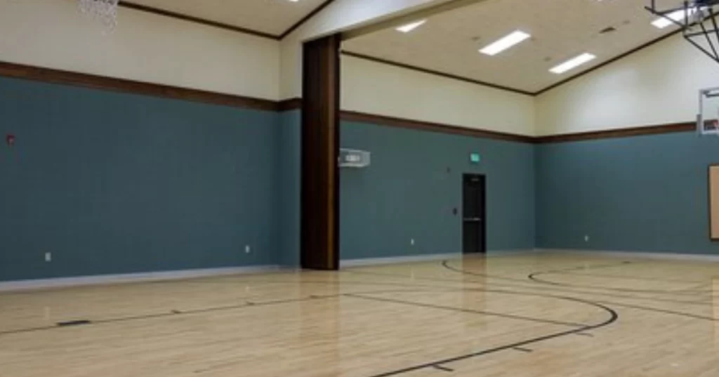 Ch of Jesus Christ of Latter-Day Saints Country Club Bldg Gym